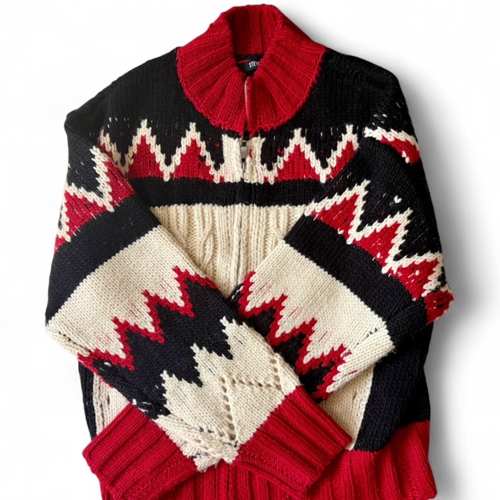 Steve Madden sweater M Red Black Aztec Zip